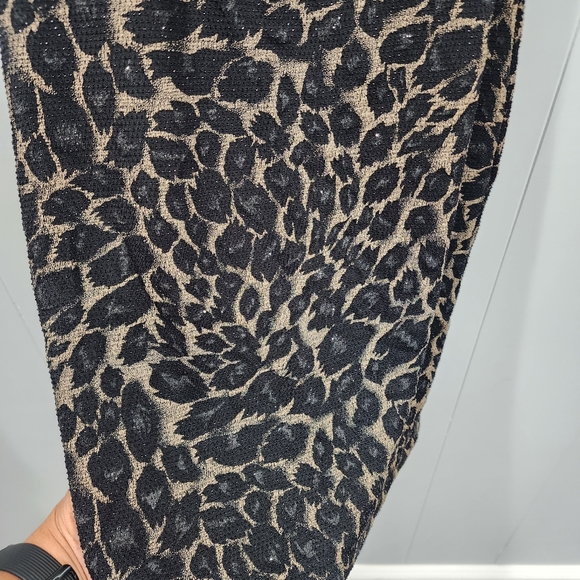 Forever 21 Black Animal Print Dress Small - Picture 4 of 5